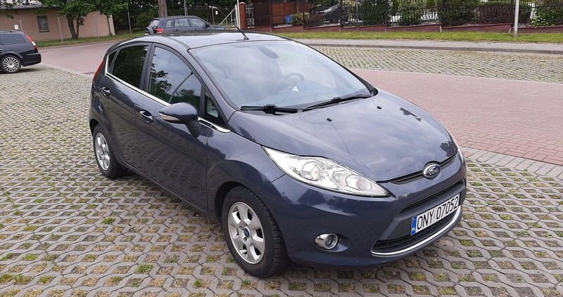 Ford Fiesta cena 19950 przebieg: 135000, rok produkcji 2011 z Nysa małe 154